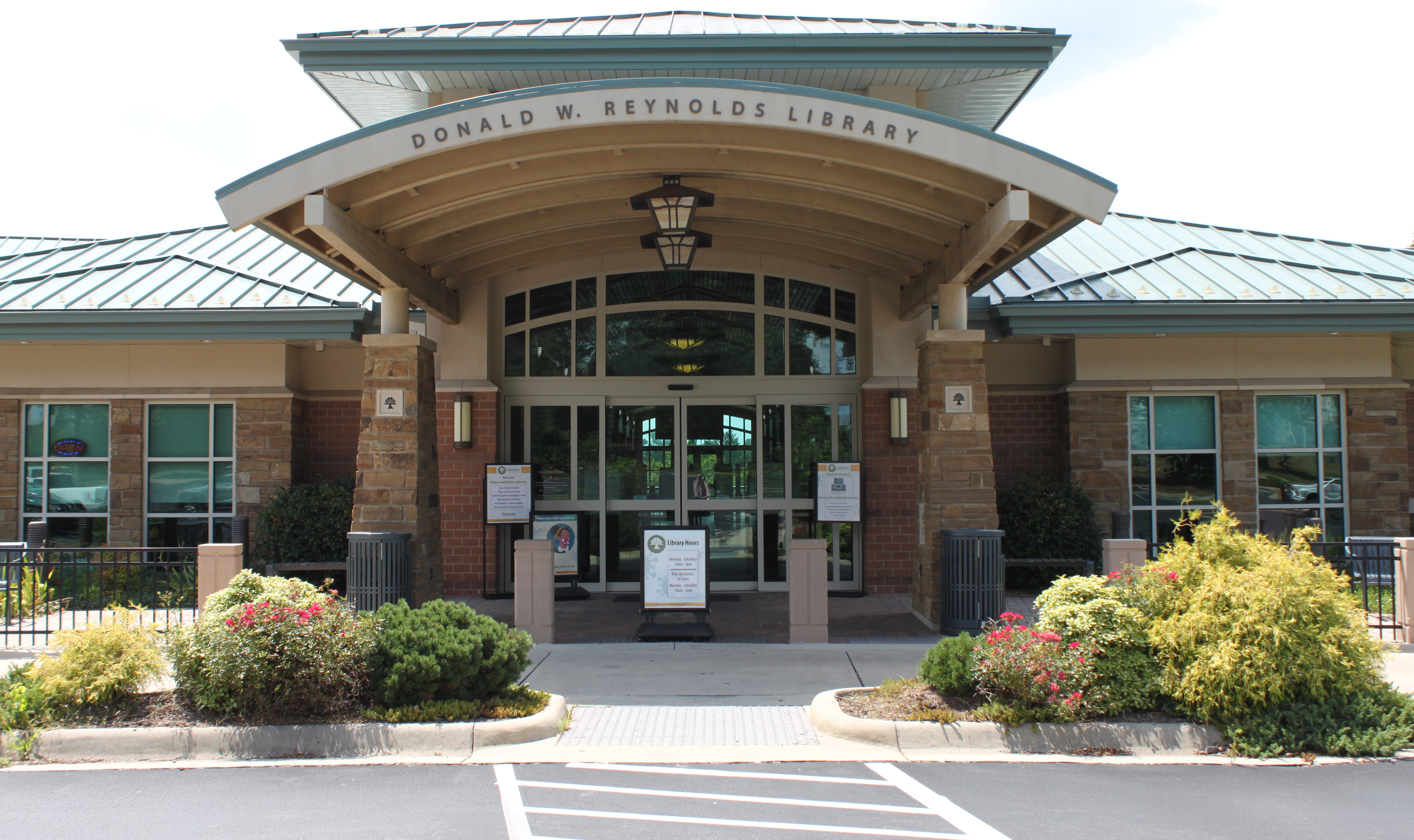 2020 Library Entrance